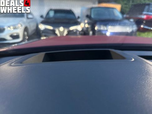 Used 2018 Land Rover Range Rover Velar R-Dynamic HSE AWD/4WD image 35
