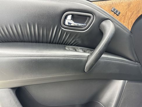 Used 2021 Nissan Armada SL w/ Captain's Chairs Package image 27