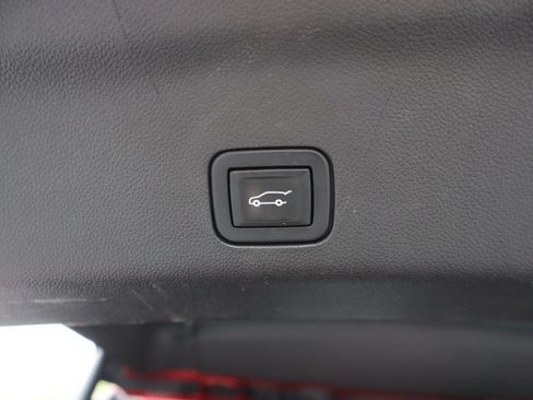 Used 2021 Chevrolet Tahoe Z71 AWD/4WD image 27