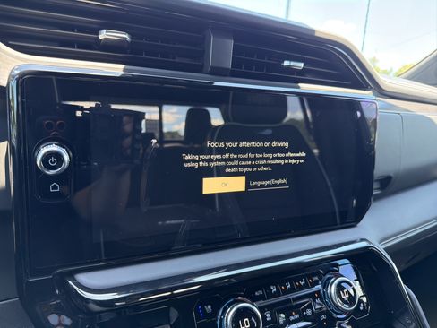 New 2026 GMC Sierra 2500 AT4X w/ AT4X AEV Edition AWD/4WD image 24