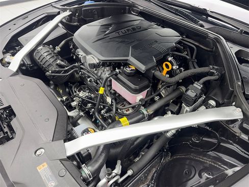 Used 2025 Genesis G70 2.5T image 76