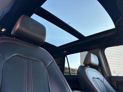 Used 2024 Ford Expedition Max Limited image 20