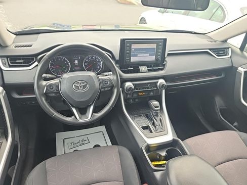 Used 2019 Toyota RAV4 XLE w/ Convenience Package AWD/4WD image 5