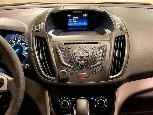 Used 2016 Ford Escape SE image 7