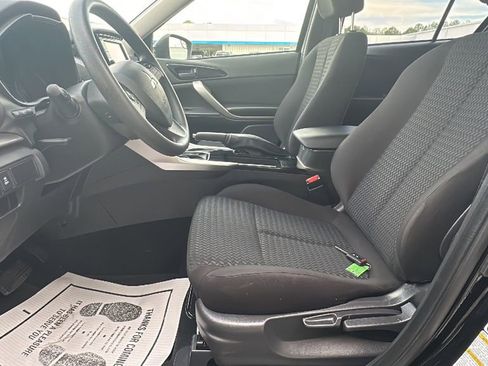 Used 2025 Mitsubishi Eclipse Cross ES image 10