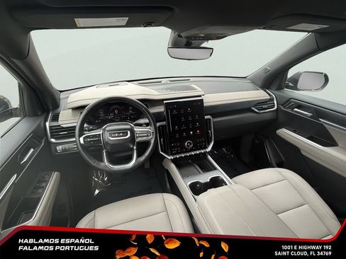 Certified 2026 GMC Acadia Elevation w/ Elevation Premium Package FWD image 25