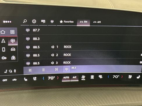 New 2025 Audi SQ5 Premium Plus image 17