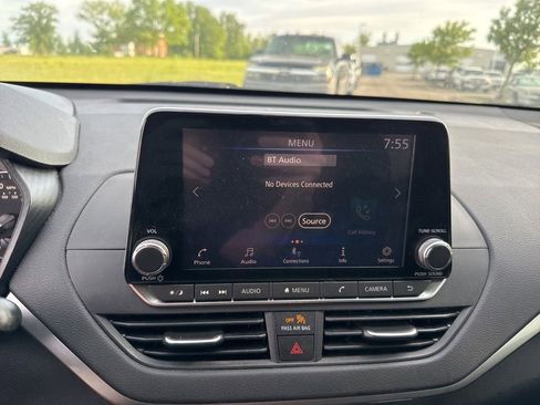 Used 2019 Nissan Altima 2.5 S FWD image 20