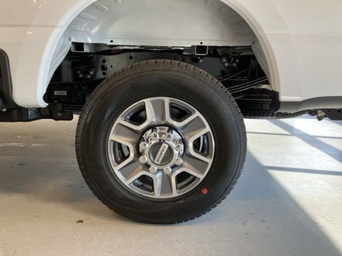 New 2026 Ford F350 Lariat image 8