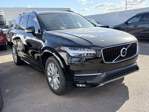 Used 2016 Volvo XC90 T6 Momentum w/ Momentum Plus Package AWD/4WD image 3