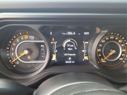 Used 2024 Jeep Gladiator Mojave w/ Technology Group AWD/4WD image 22