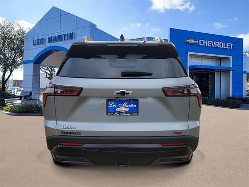 New 2026 Chevrolet Equinox RS w/ Convenience Package III image 4