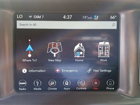 Used 2019 Dodge Charger SXT w/ Plus Group image 17