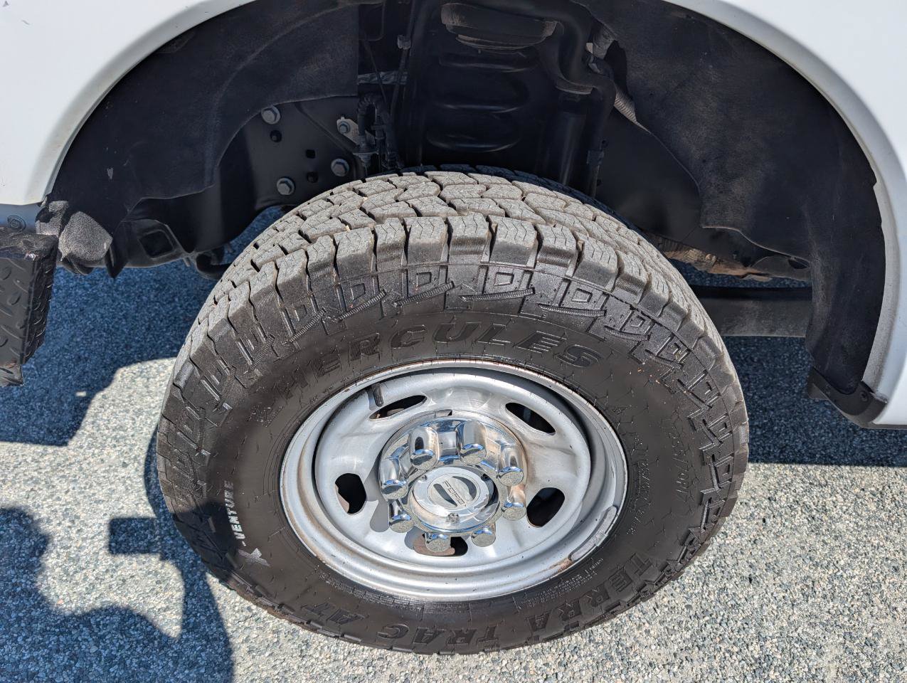 Used 2022 Ford F350 XL w/ Power Equipment Group AWD/4WD image 12