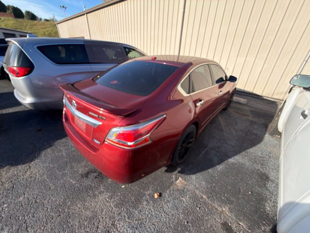 Used 2013 Nissan Altima 2.5 SL w/ Technology Pkg FWD image 6