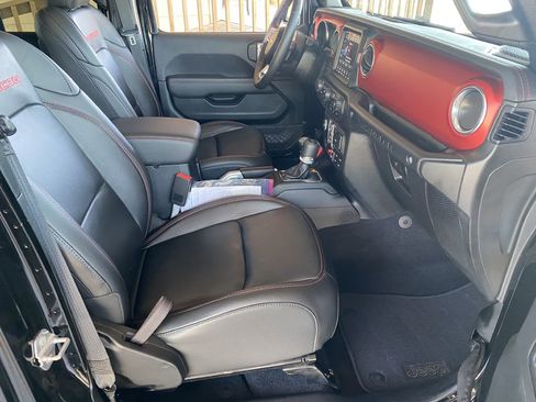 Used 2021 Jeep Wrangler Unlimited Rubicon image 14