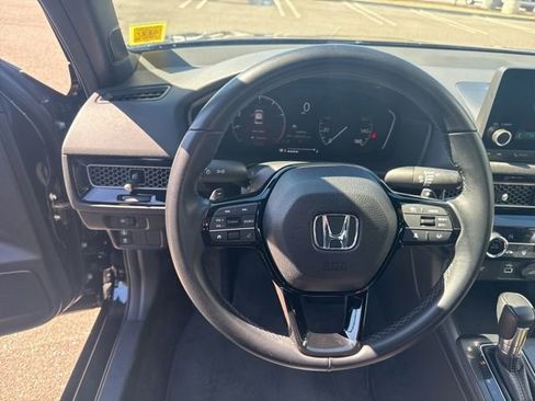 Used 2023 Honda Civic Sport image 12