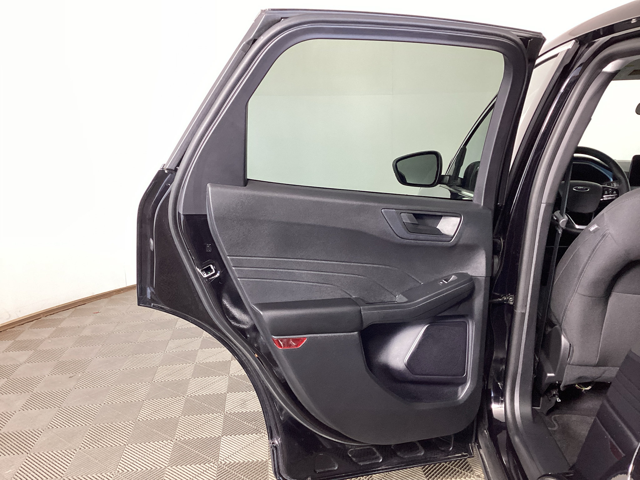 Certified 2023 Ford Escape Active w/ Cold Weather Package FWD image 12
