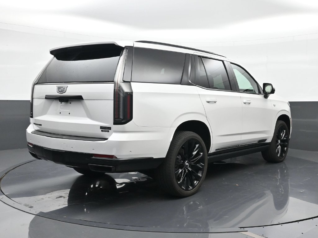 Used 2025 Cadillac Escalade Sport Platinum w/ LPO, ONYX Package AWD/4WD image 5