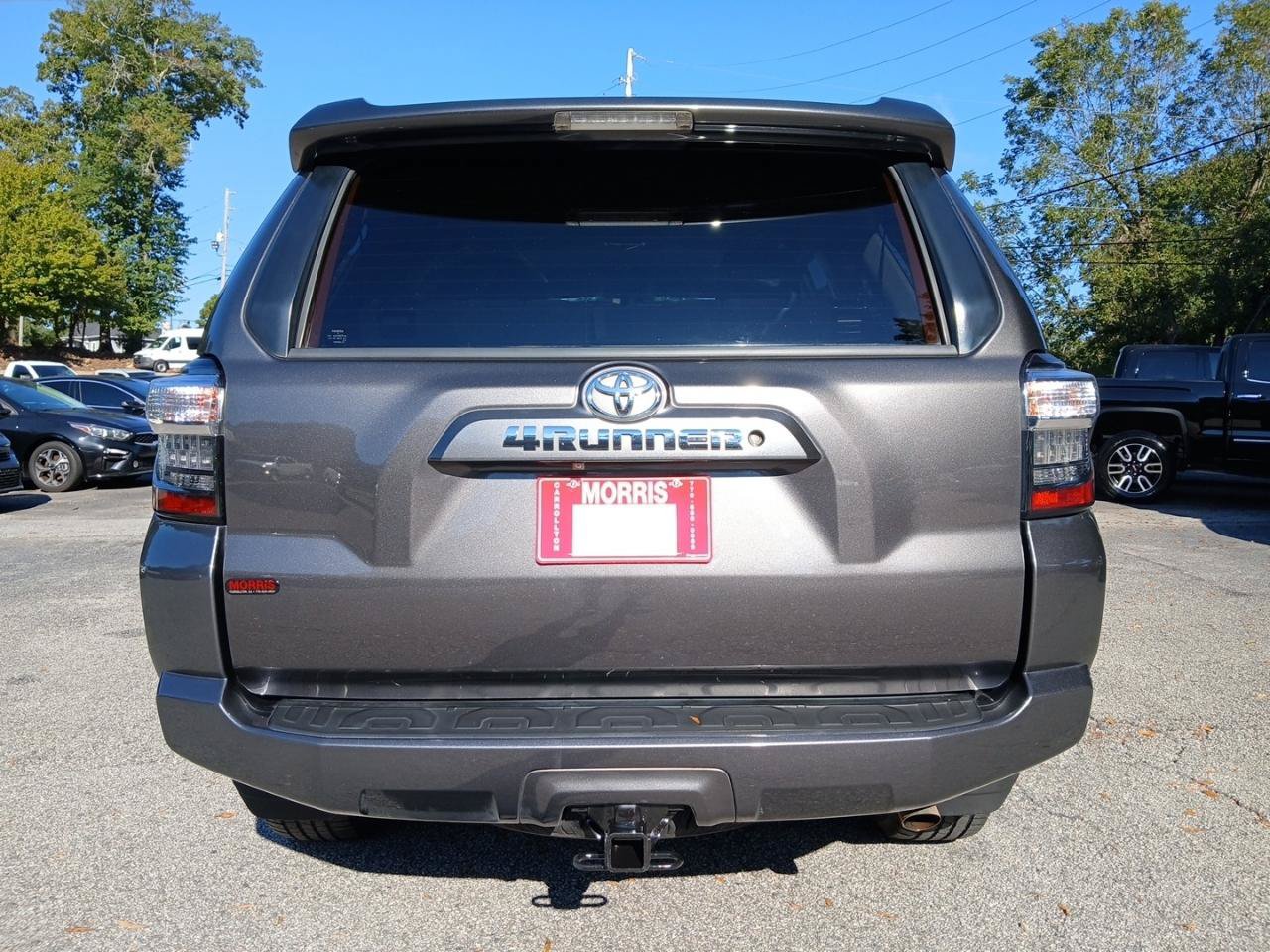 Used 2018 Toyota 4Runner SR5 RWD image 7