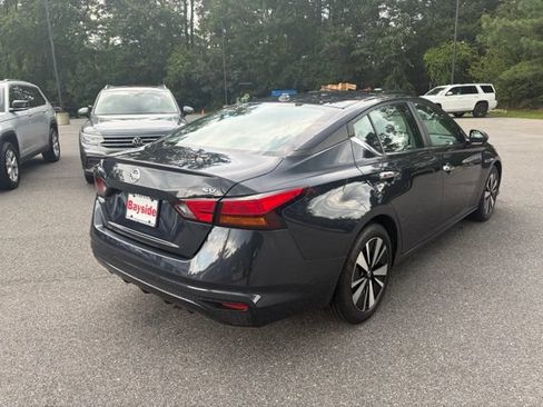 Used 2022 Nissan Altima 2.5 SV FWD image 22