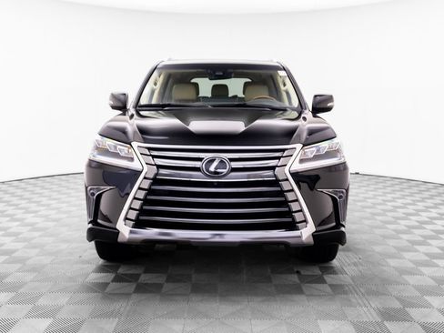 Used 2021 Lexus LX 570 4WD w/ Luxury Package image 8