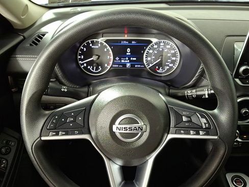 Used 2023 Nissan Sentra SV FWD image 18