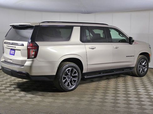 Used 2023 Chevrolet Suburban Z71 AWD/4WD image 12