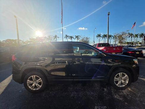 Used 2018 GMC Terrain SLE FWD image 9