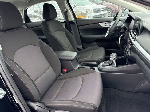 Used 2023 Kia Forte LXS w/ LXS Technology Package image 44