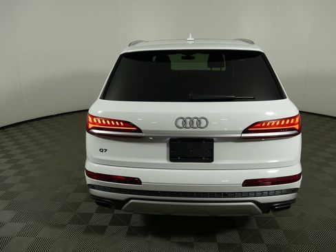 Used 2025 Audi Q7 3.0T Premium Plus AWD/4WD image 4