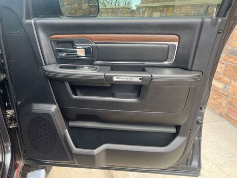 Used 2017 RAM 3500 Laramie image 19