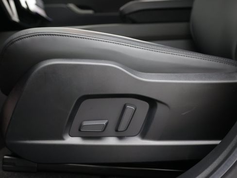 Used 2023 Fisker Ocean Extreme AWD/4WD image 24