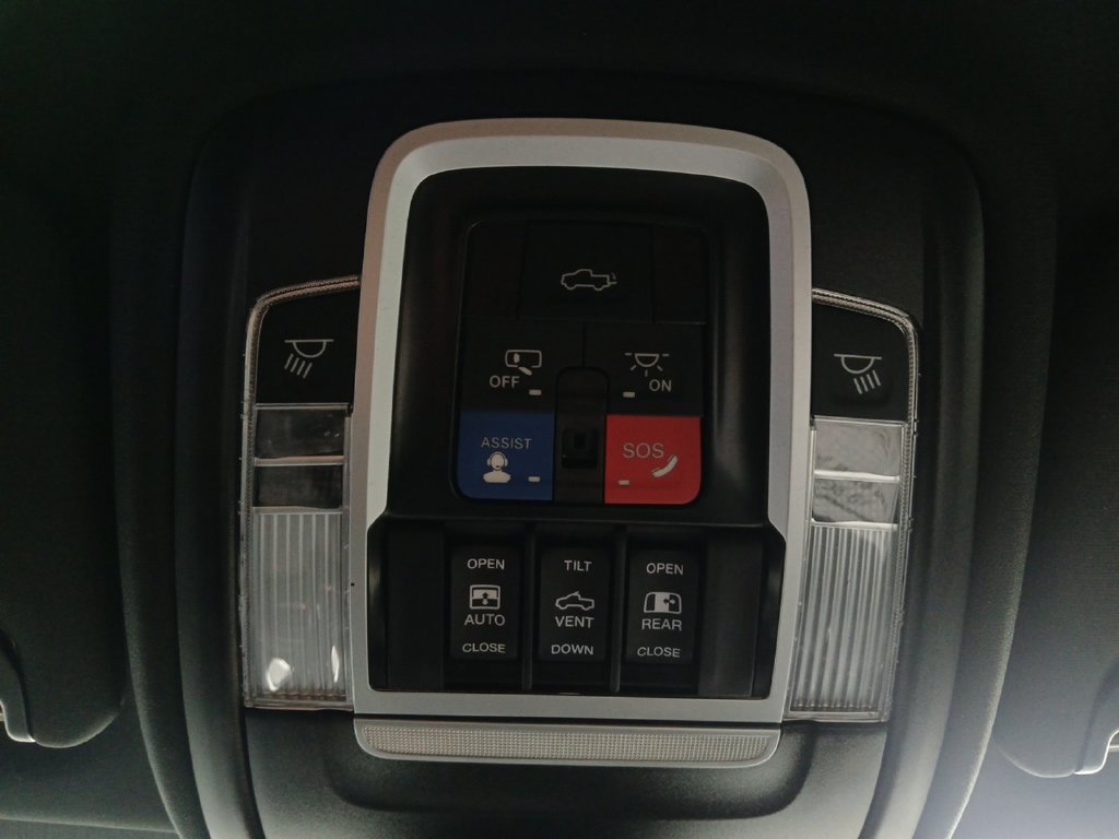 Used 2024 RAM 2500 Limited AWD/4WD image 5