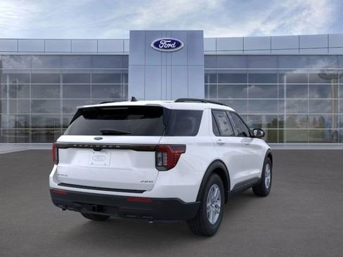 New 2026 Ford Explorer Active image 7
