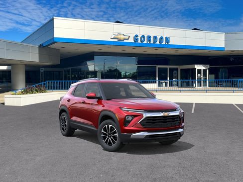 New 2026 Chevrolet TrailBlazer LT w/ LT Cold Weather Package AWD/4WD image 1