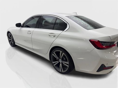 Used 2019 BMW 330i Sedan w/ Driving Assistance Package image 14