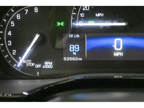 Used 2018 Cadillac XT5 Luxury w/ Driver Awareness Package FWD image 37