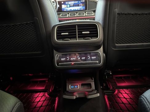 Certified 2025 Mercedes-Benz GLS 450 GLS 450 image 21