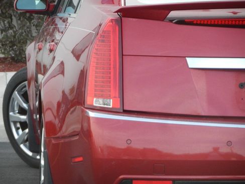 Used 2009 Cadillac CTS 3.6 RWD image 1
