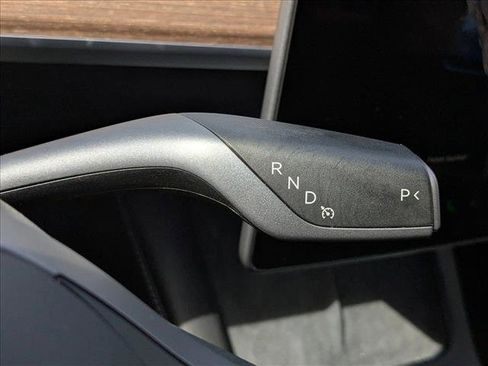Used 2023 Tesla Model 3 Standard Range image 14