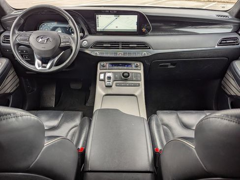 Used 2021 Hyundai Palisade Calligraphy image 17