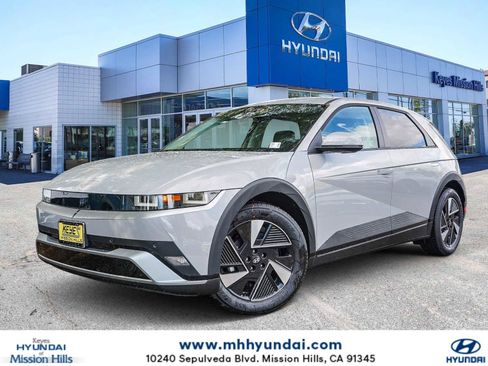 New 2026 Hyundai Ioniq 5 SEL image 1