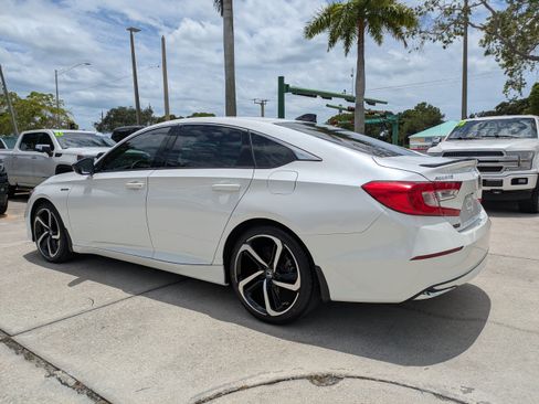 Used 2022 Honda Accord Sport image 6