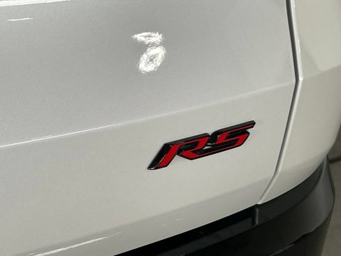 Used 2024 Chevrolet Traverse RS FWD image 49