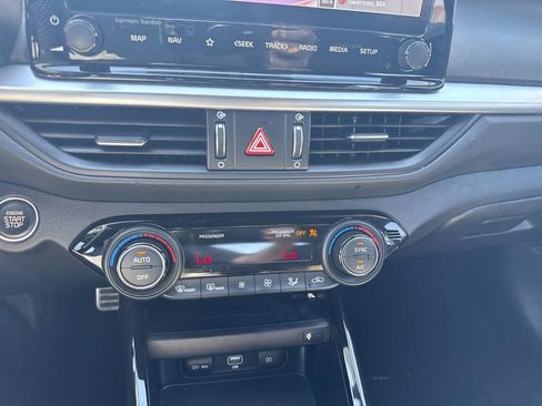Used 2023 Kia Forte GT-Line w/ GT-Line Premium Package FWD image 25