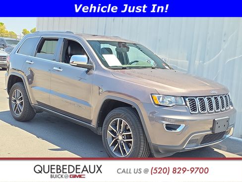 Used 2017 Jeep Grand Cherokee Limited AWD/4WD image 1