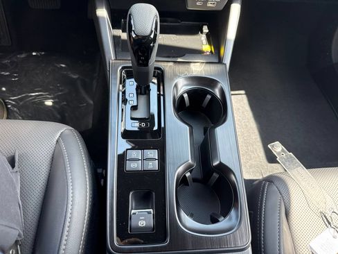 New 2026 Subaru Outback Limited XT AWD/4WD image 23