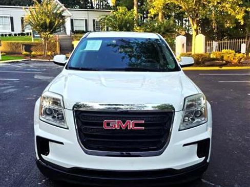 Used 2017 GMC Terrain SLE image 1