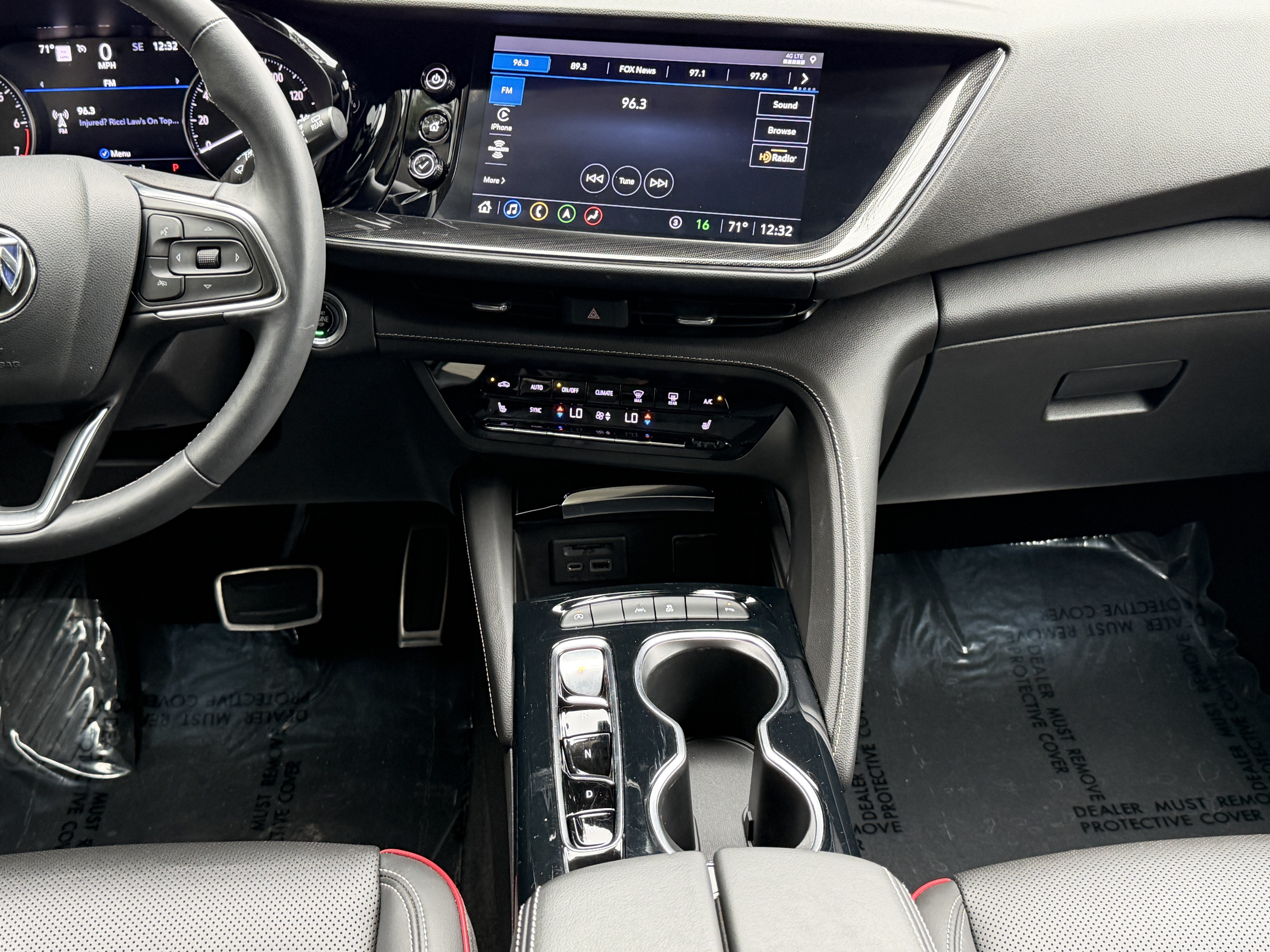 Used 2022 Buick Envision Essence w/ Technology Package I FWD image 22